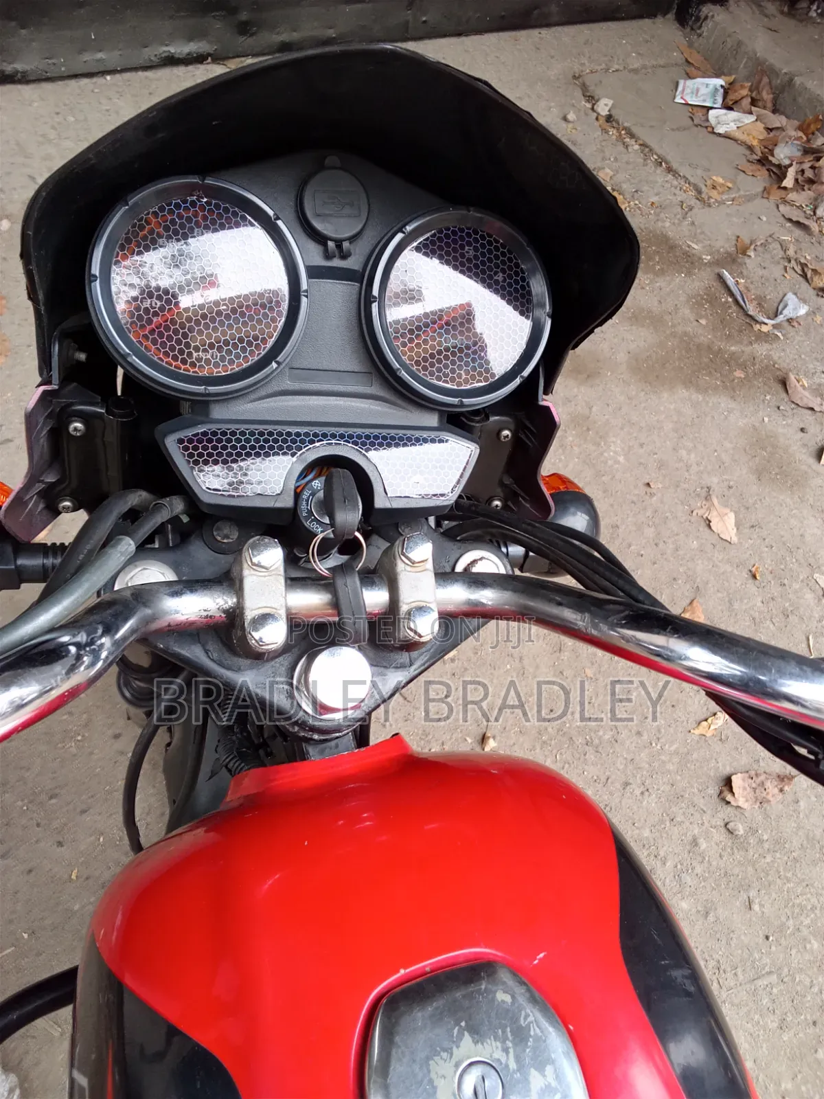 Bajaj Boxer 125 2026 Red