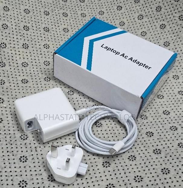 Mac Book Power Adapter Type -C 96 Watts - main view