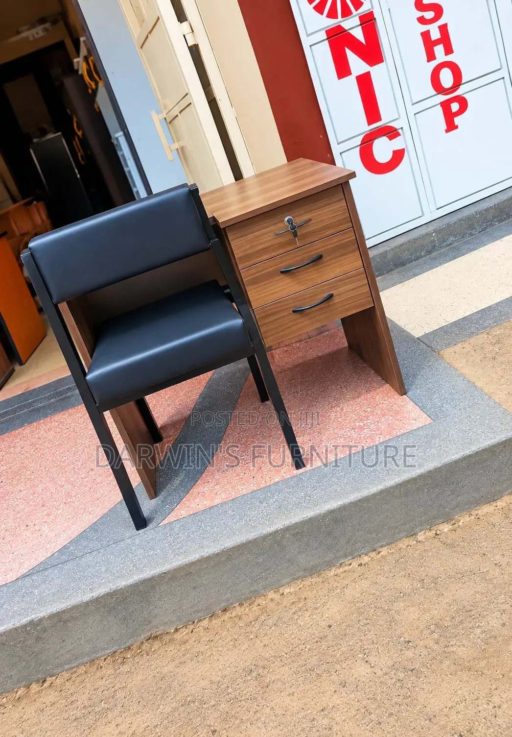 Study Table and Black Caterina Chair