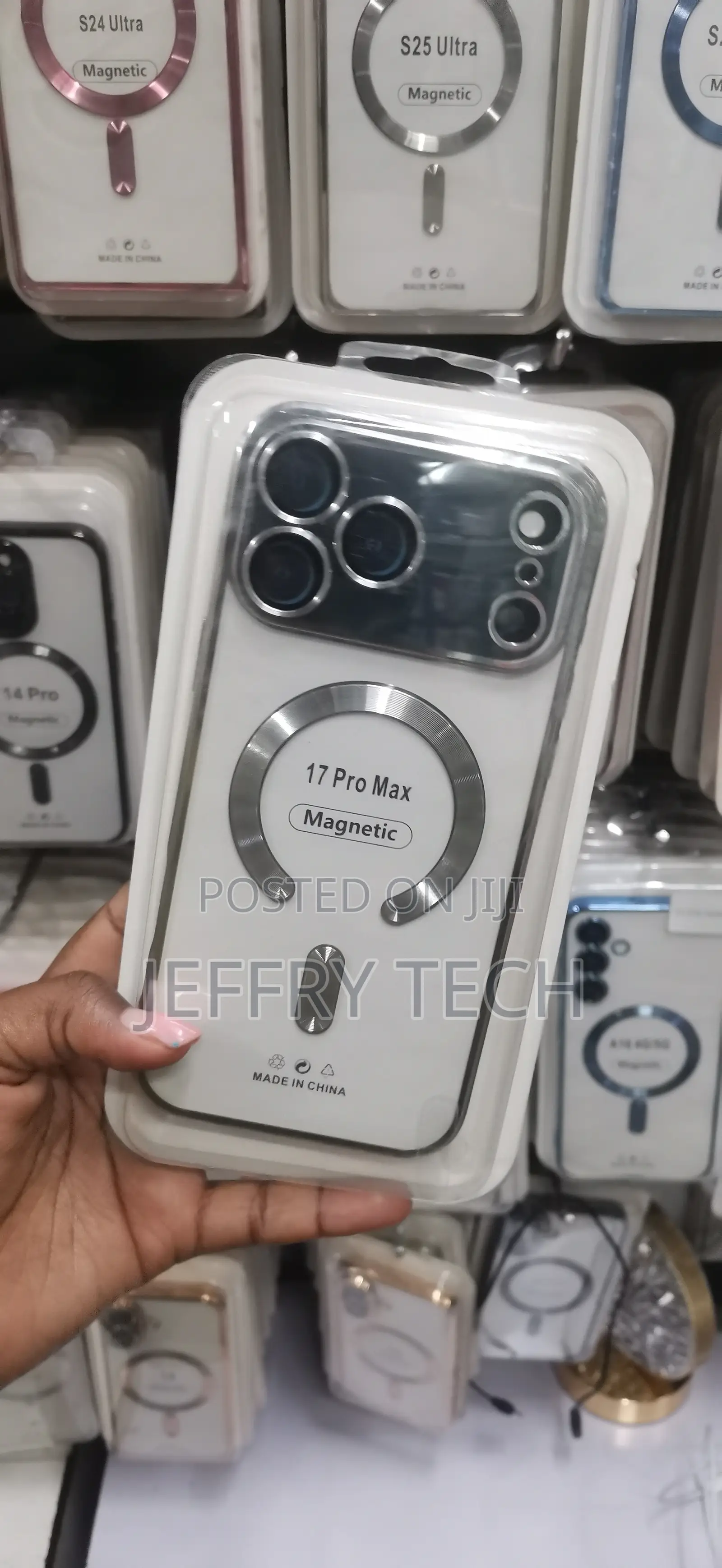 Clear Magnetic Case Camera Lens Designed for Apple iPhone 17 Pro Max