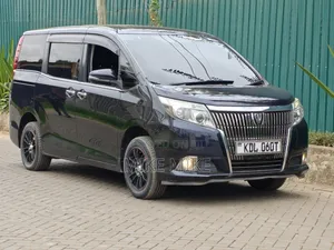 Toyota Esquire 2016 Black