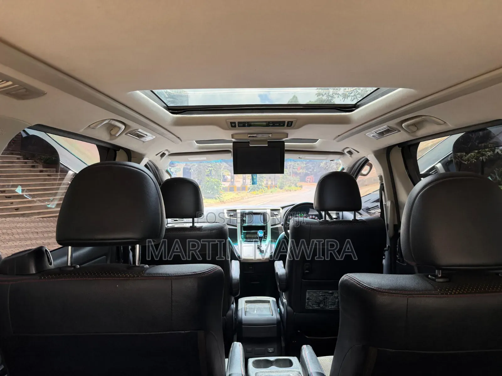 Toyota Vellfire 2014 White