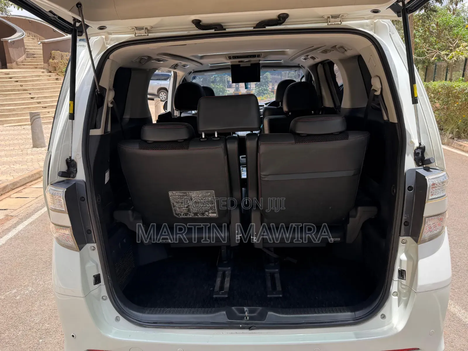 Toyota Vellfire 2014 White