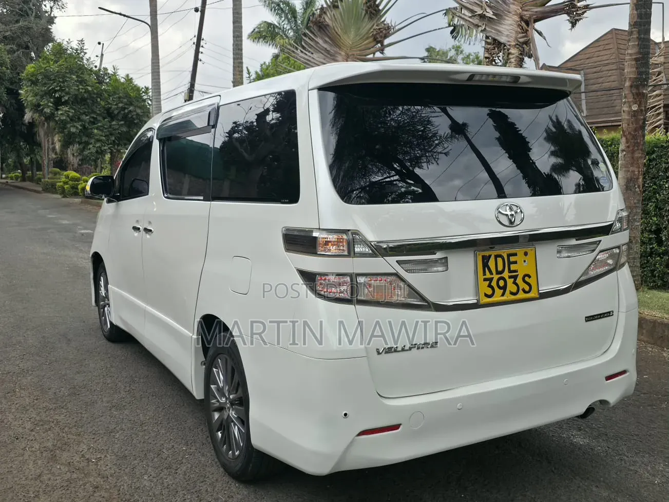 Toyota Vellfire 2014 White