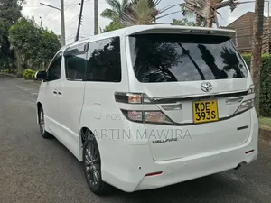 Toyota Vellfire 2014 White