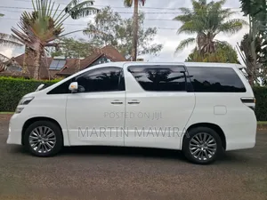 Toyota Vellfire 2014 White