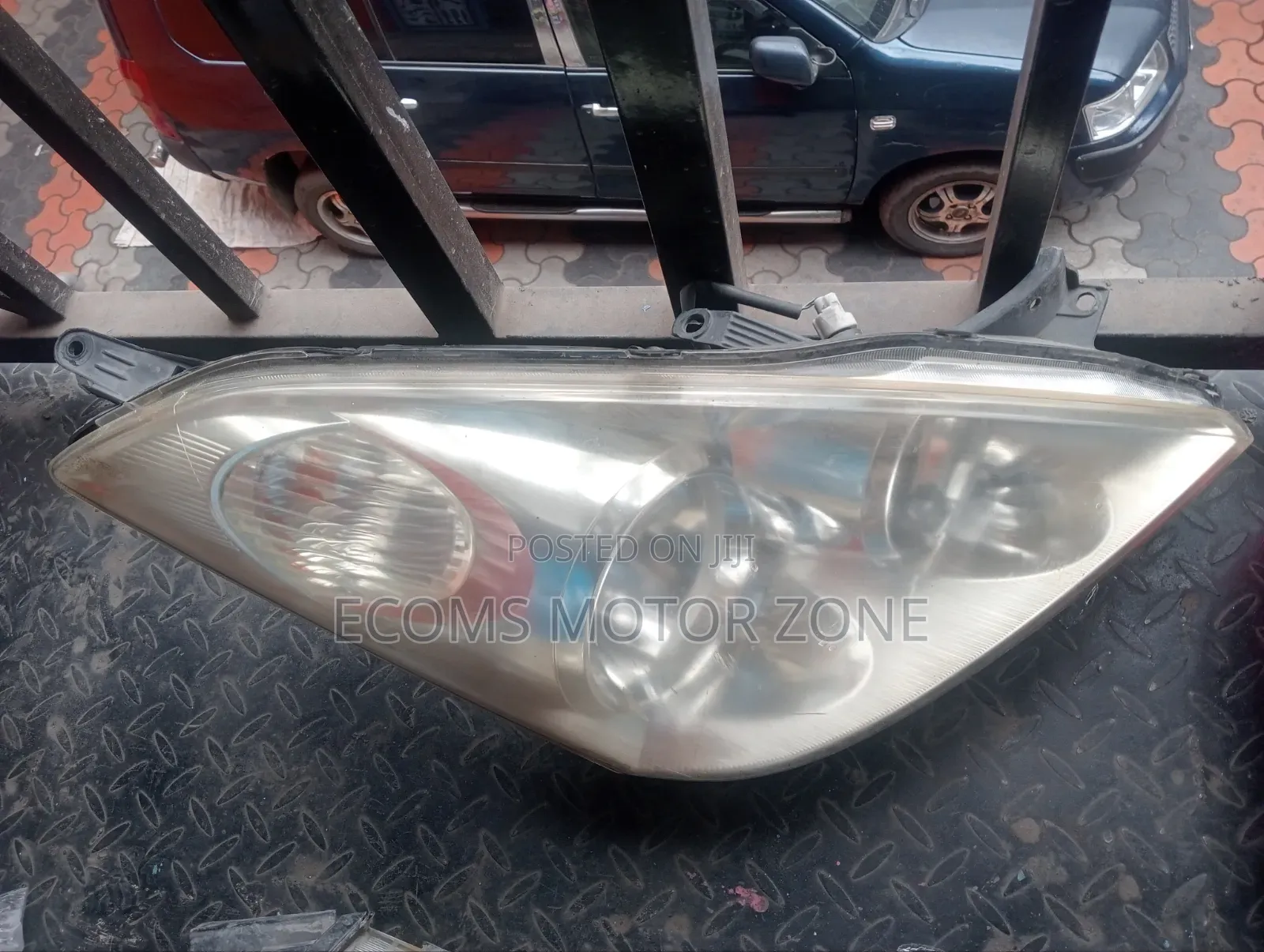 Toyoya Wish 2003 Headlight