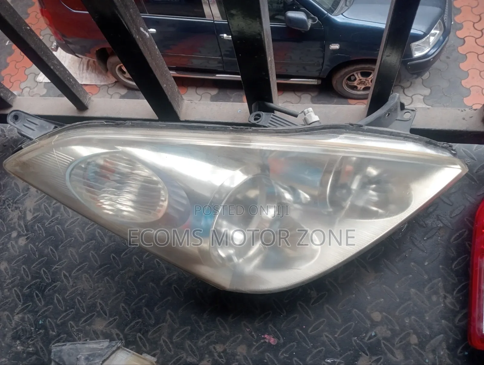 Toyoya Wish 2003 Headlight