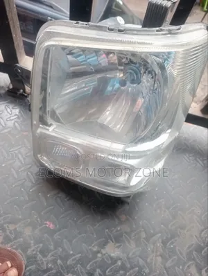 Suzuki Every 2016 Headlight