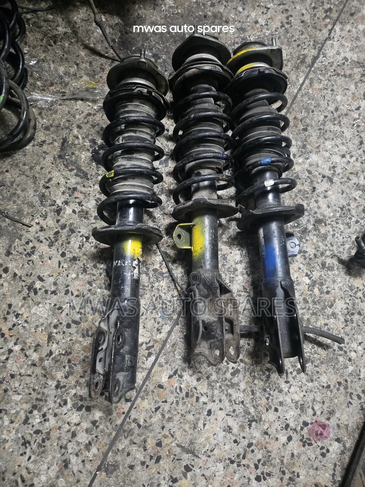 Daihatsu Move Front Complete Shock