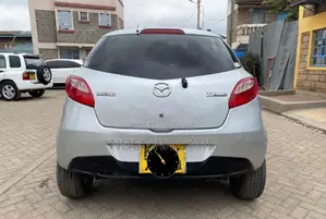 Mazda Demio 2011 Silver
