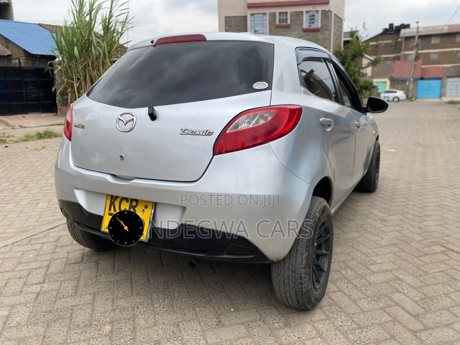 Mazda Demio 2011 Silver
