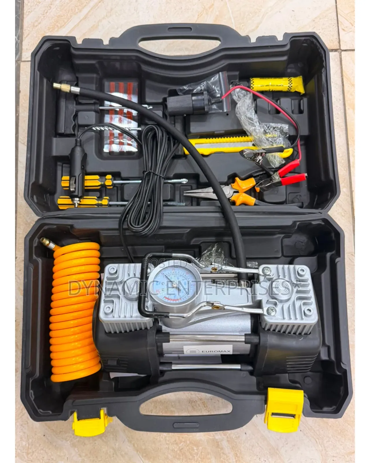 Portable 2-Cylinder Portable Air Compressor With Tools