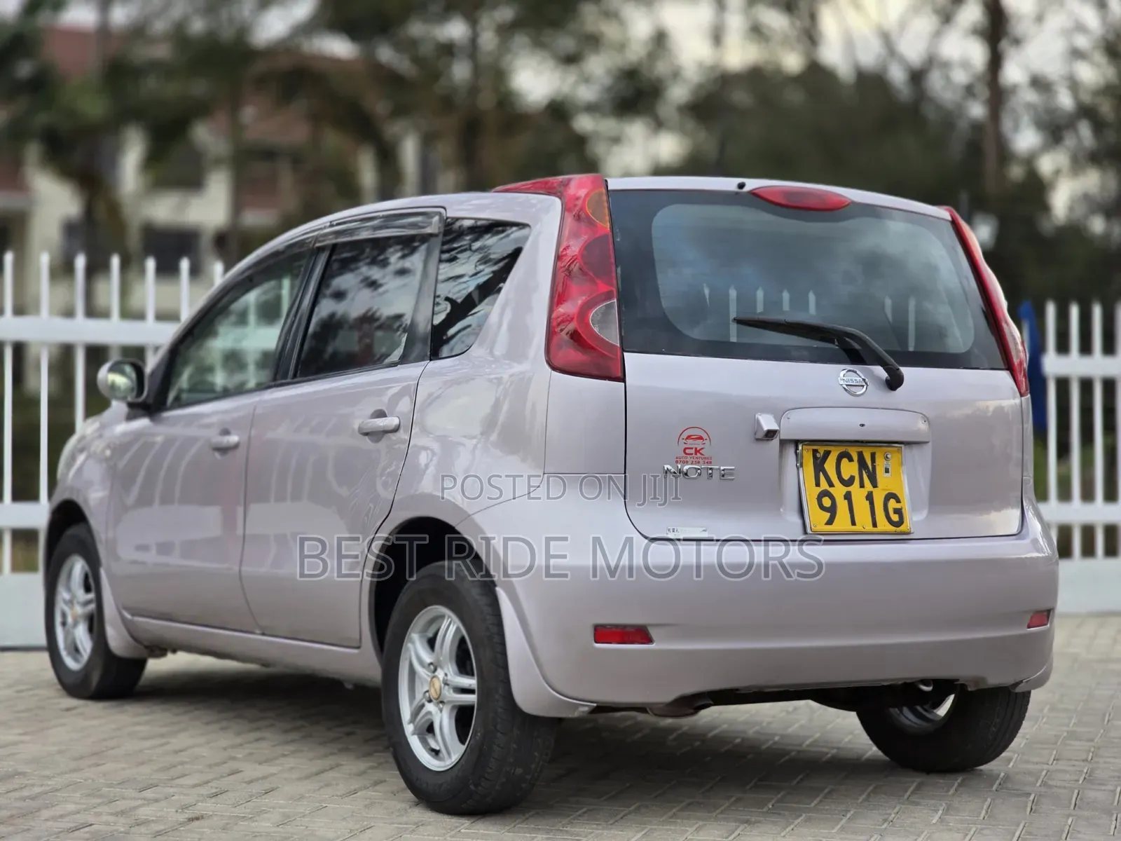 Nissan Note 1.4 2010 Silver