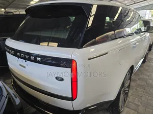 Land Rover Range Rover Vogue 2023 White