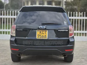 Subaru Forester 2011 Black