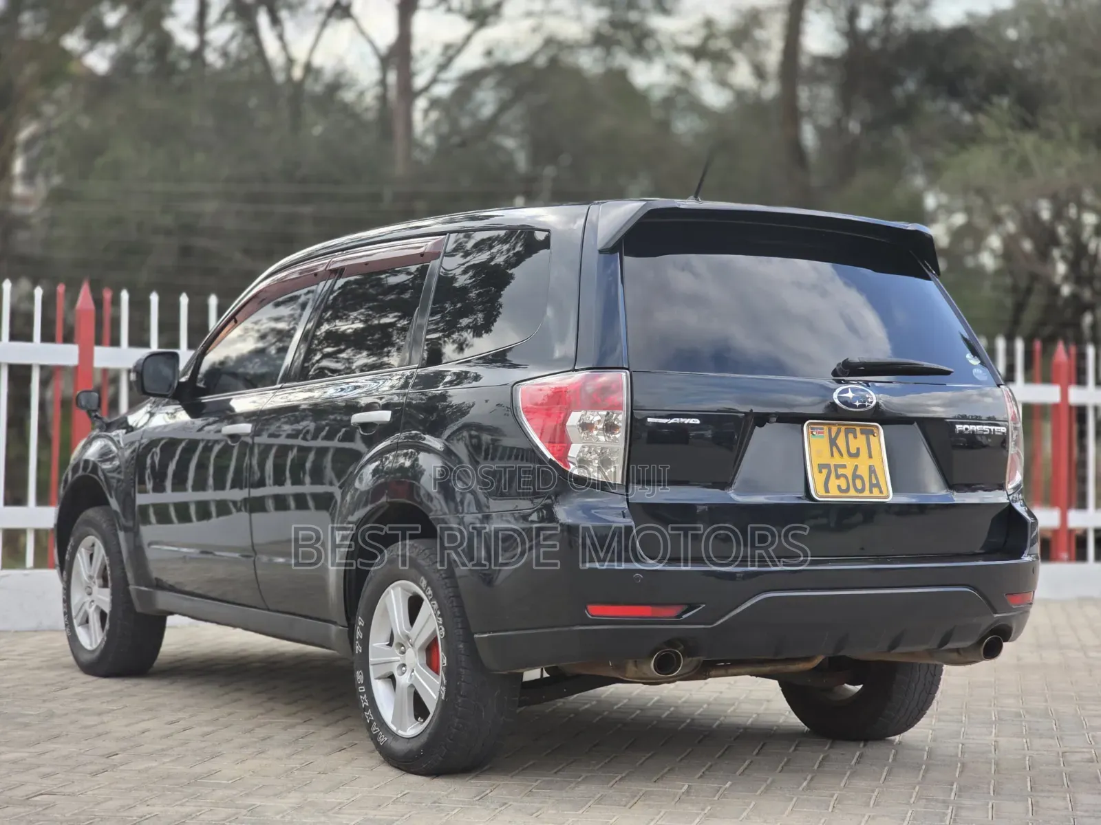 Subaru Forester 2011 Black