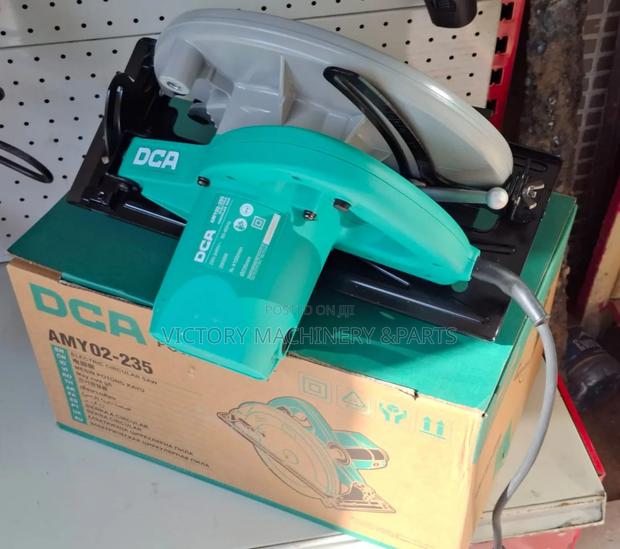 DCA 9-Inch Electric Circular Saw