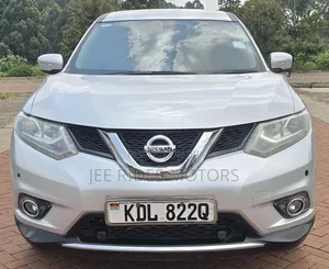 Nissan X-Trail 2016 Silver