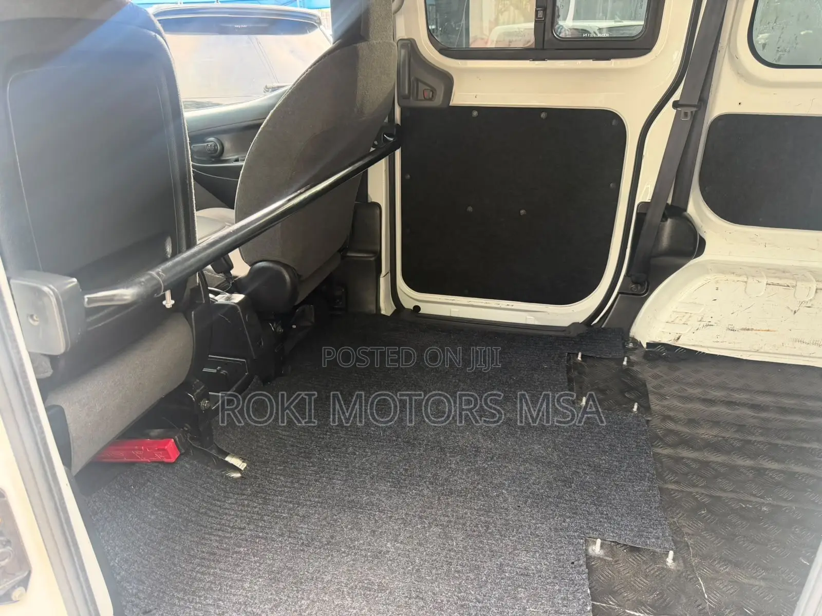 Nissan NV200 2017 White
