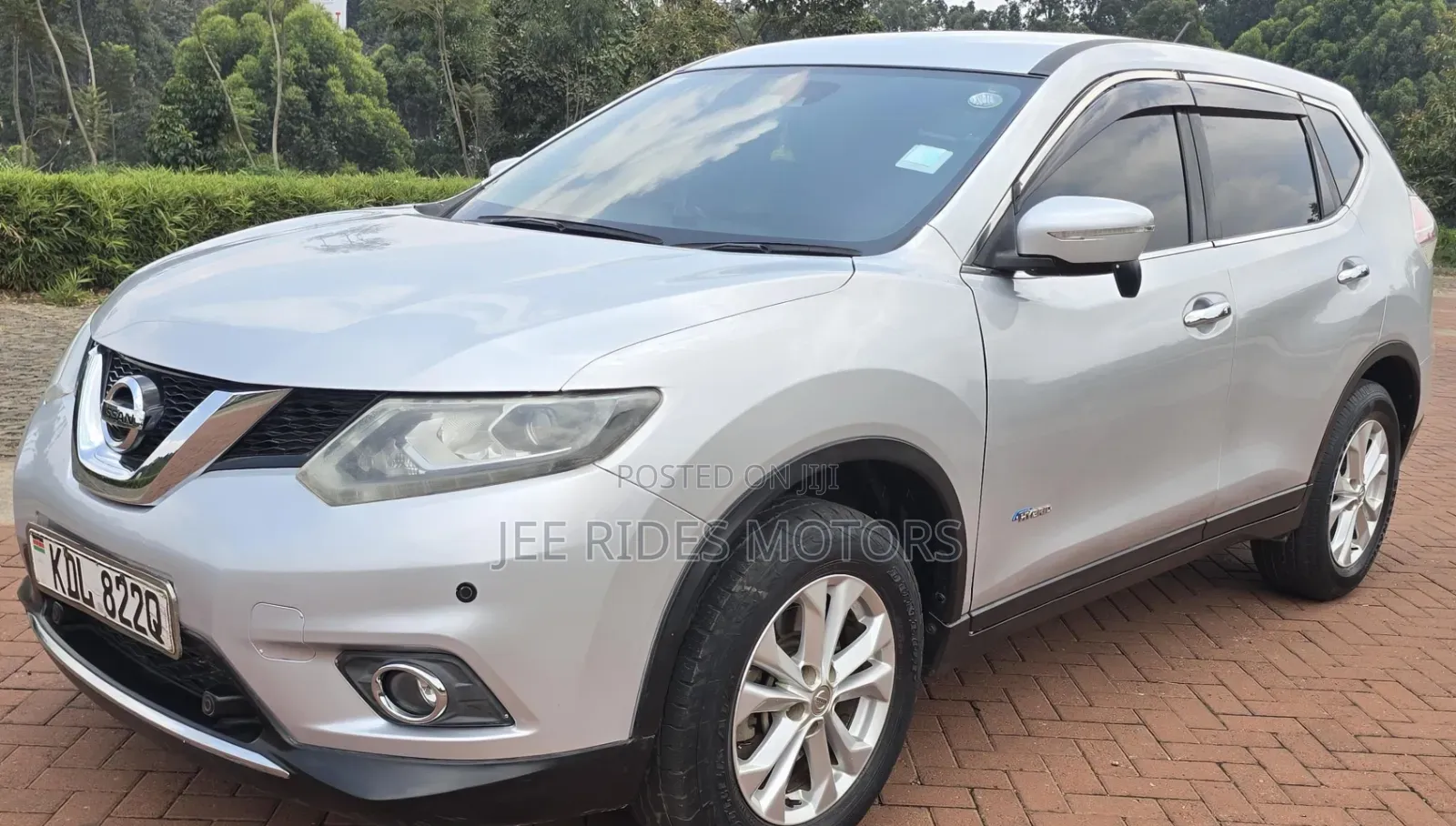 Nissan X-Trail 2016 Silver
