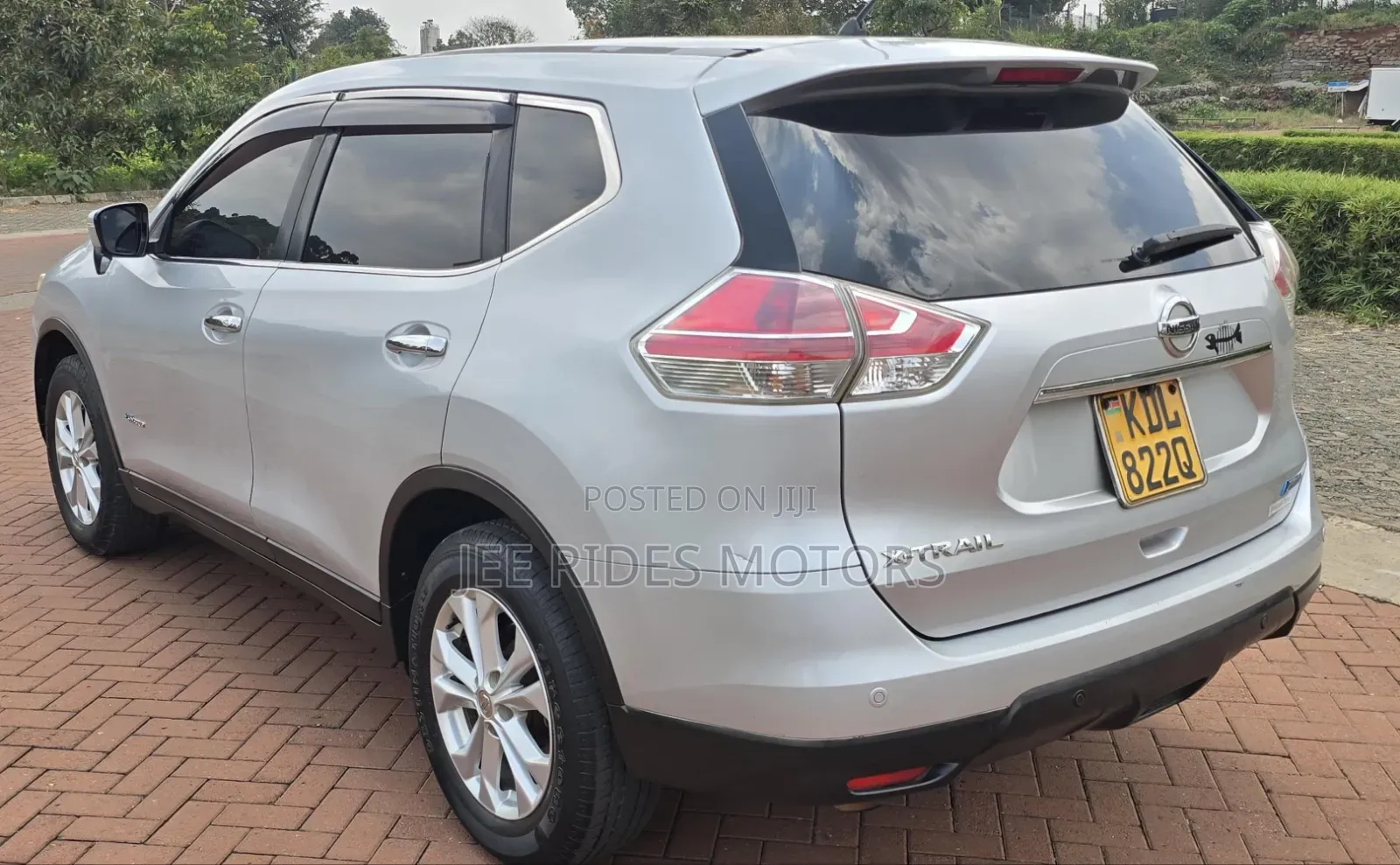 Nissan X-Trail 2016 Silver