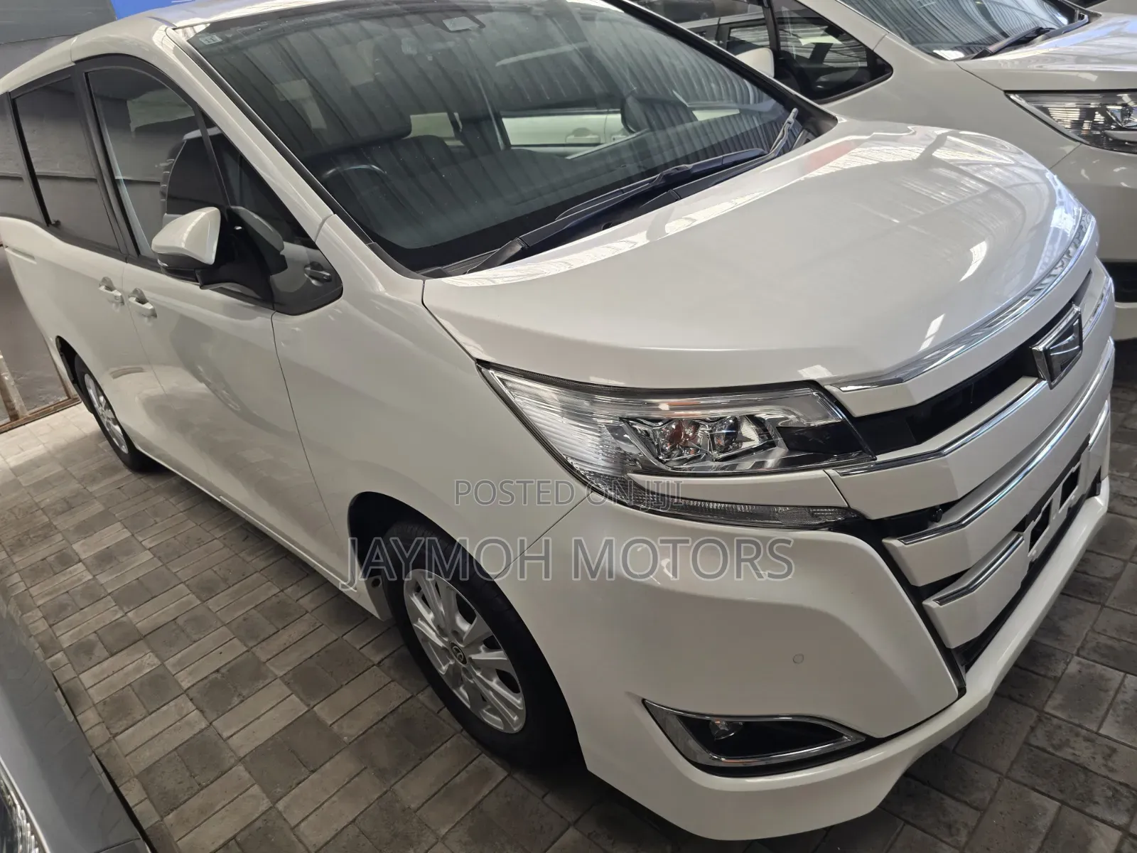 Toyota Noah 2019 White