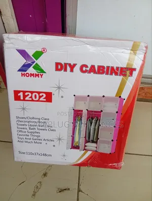 Modern 3 Column Plastic Wardrobe Organizer