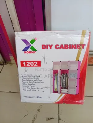 Spacious 3 Column Plastic Wardrobe for Clothes Storage