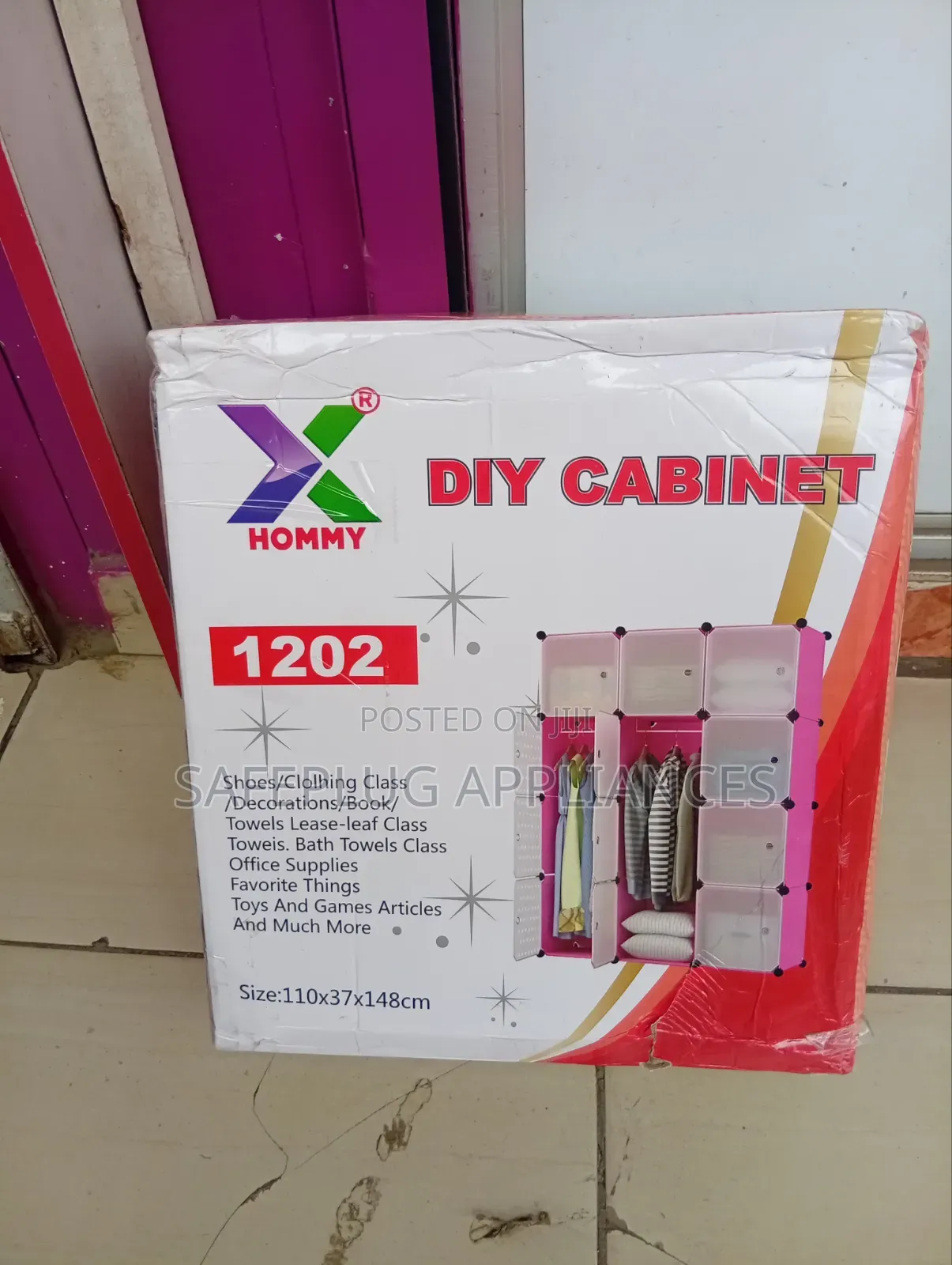Spacious 3 Column Plastic Wardrobe for Clothes Storage