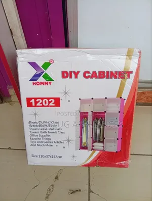 Spacious 3 Column Plastic Wardrobe for Clothes Storage