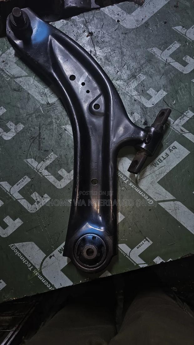 Front Control Arm Xtrail Nt32 Left Side New Model - thumbnail 3