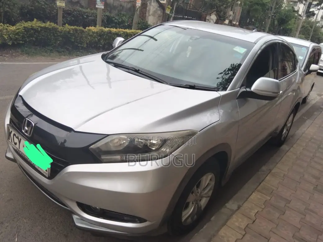 Honda Vezel 2014 Silver