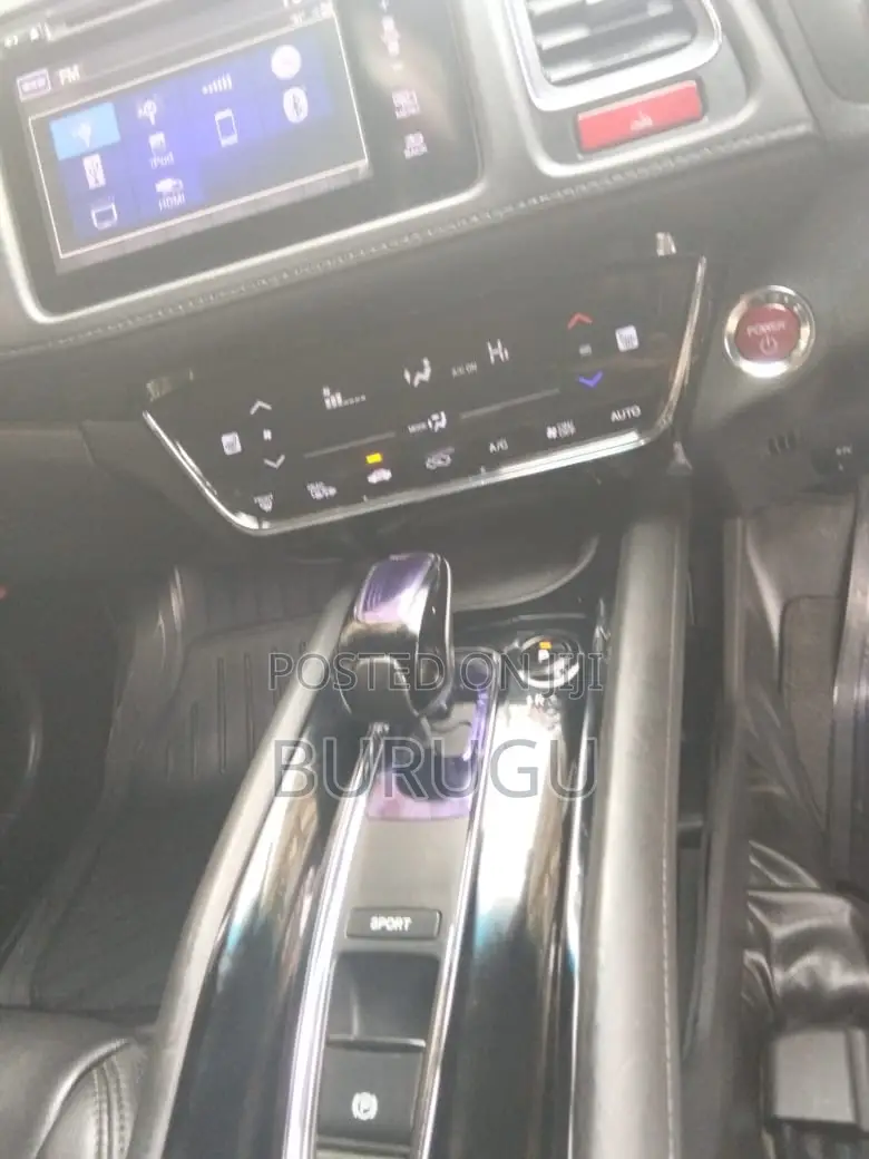 Honda Vezel 2014 Silver