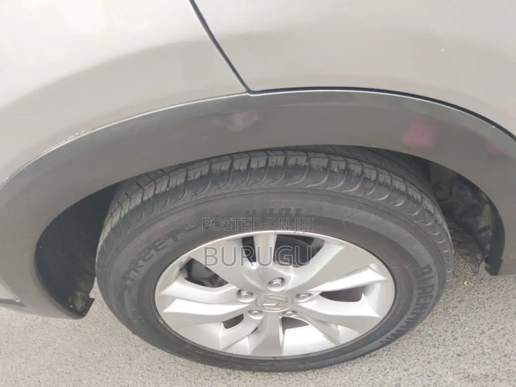 Honda Vezel 2014 Silver