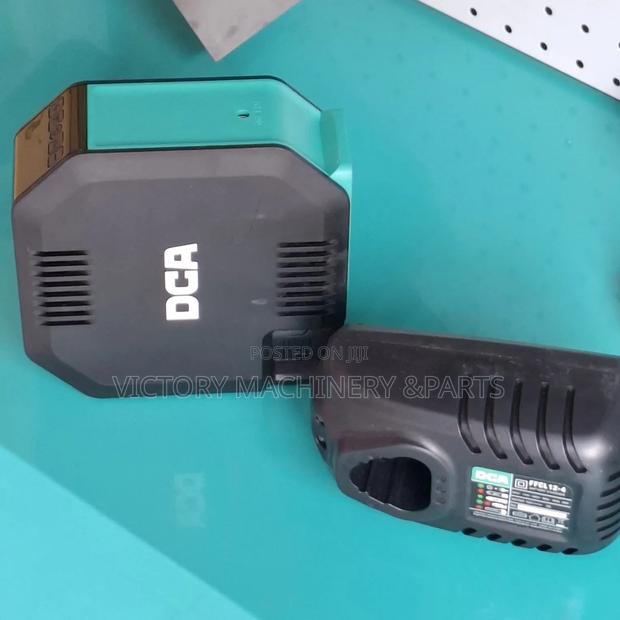 Cordless Portable Air Pump – Rechargeable Digital Tyre Inflator