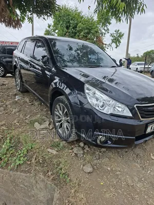 Subaru Outback 2.5i Premium 2012 Black
