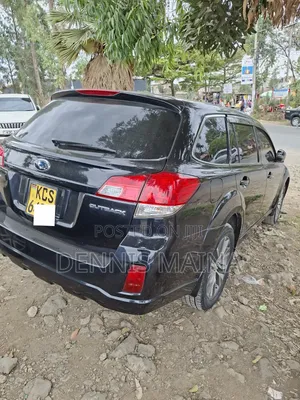 Subaru Outback 2.5i Premium 2012 Black