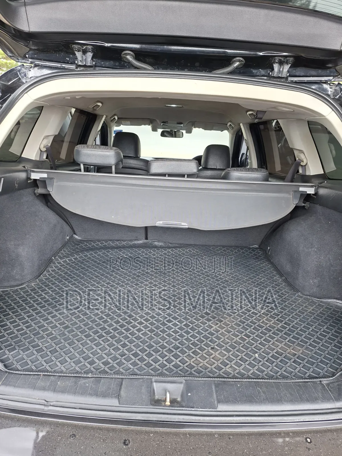 Subaru Outback 2.5i Premium 2012 Black