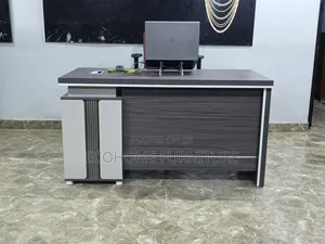 1.4m Executive Office Desk With Modern Grey Wood Finish