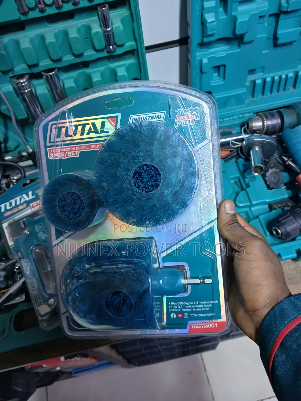 Total TACM3001 3-Piece Medium Bristle Drill Brush Se