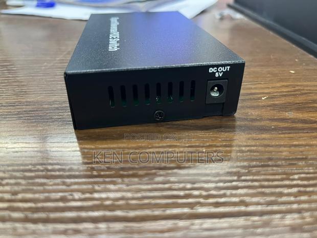 8-Port 100 MBPS Reverse PoE Switch With Gigabit - thumbnail 4