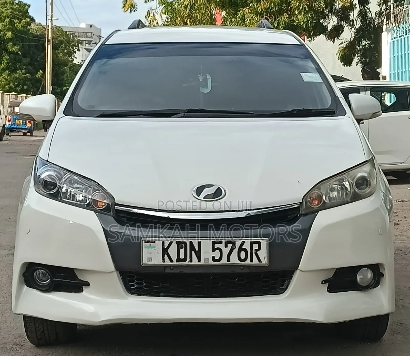 Toyota Wish 2016 White