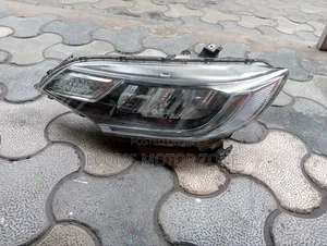 Honda Fit 2018 Headlight