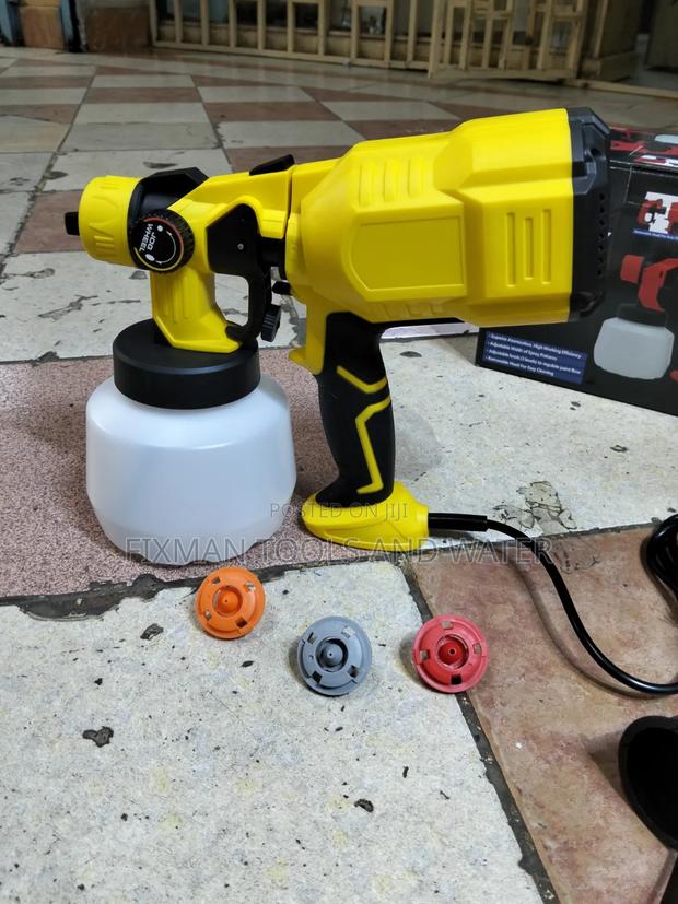 Fine Painting DEWALT ELECTRIC PAINT SPRAYER 550w 240V Extra 3 Nozzles