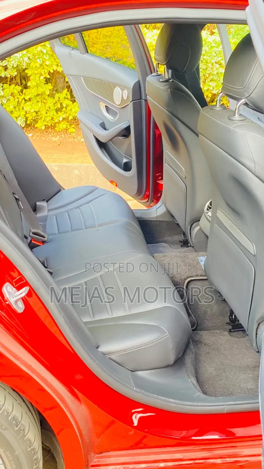 Mercedes-Benz C200 2020 Red