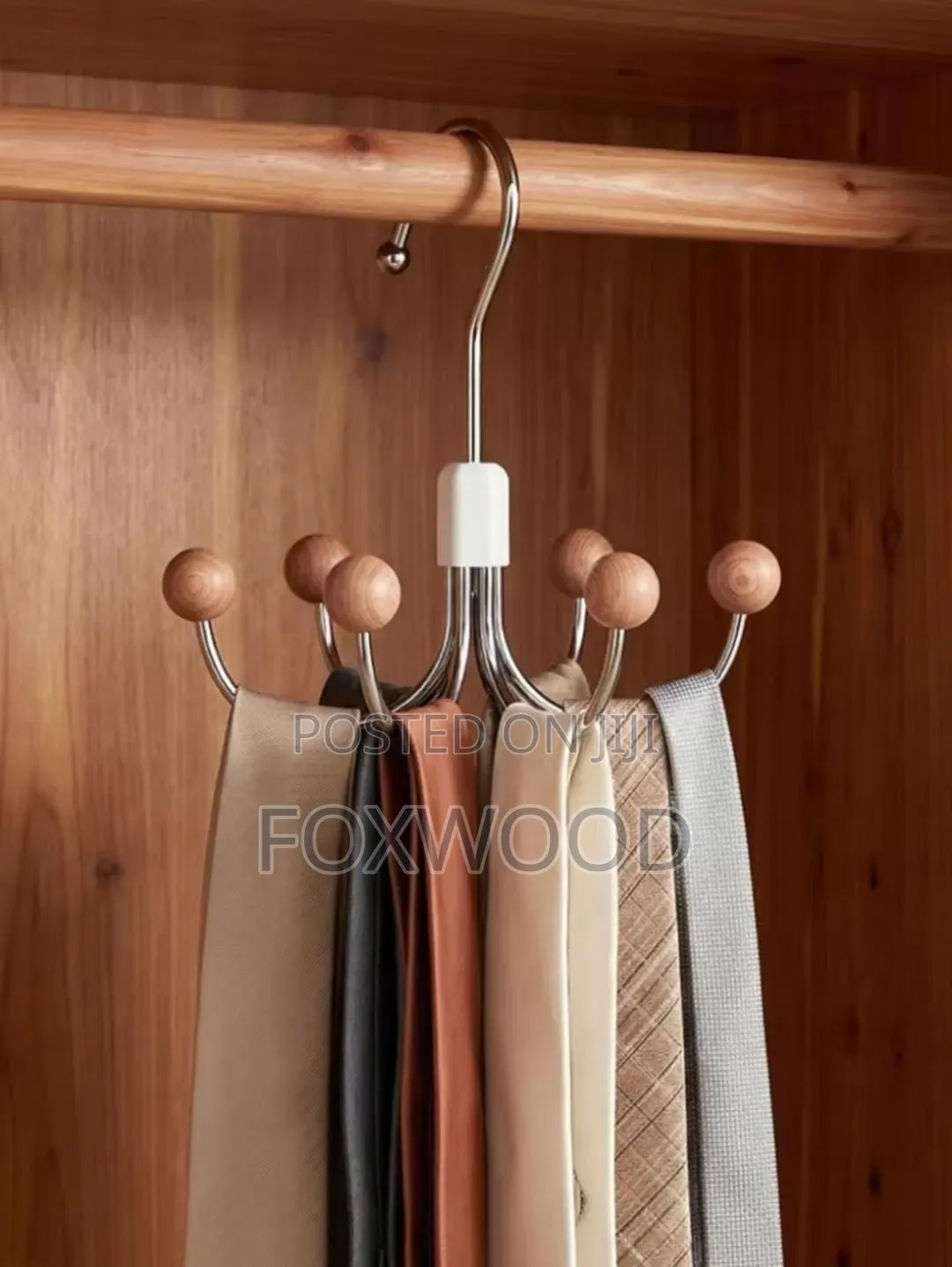 6 Hooks Rotating Hanger Available