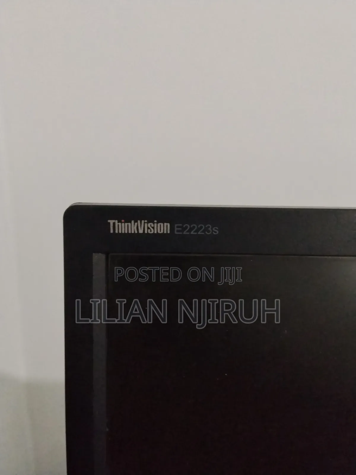 Lenovo Think Vision E2223s