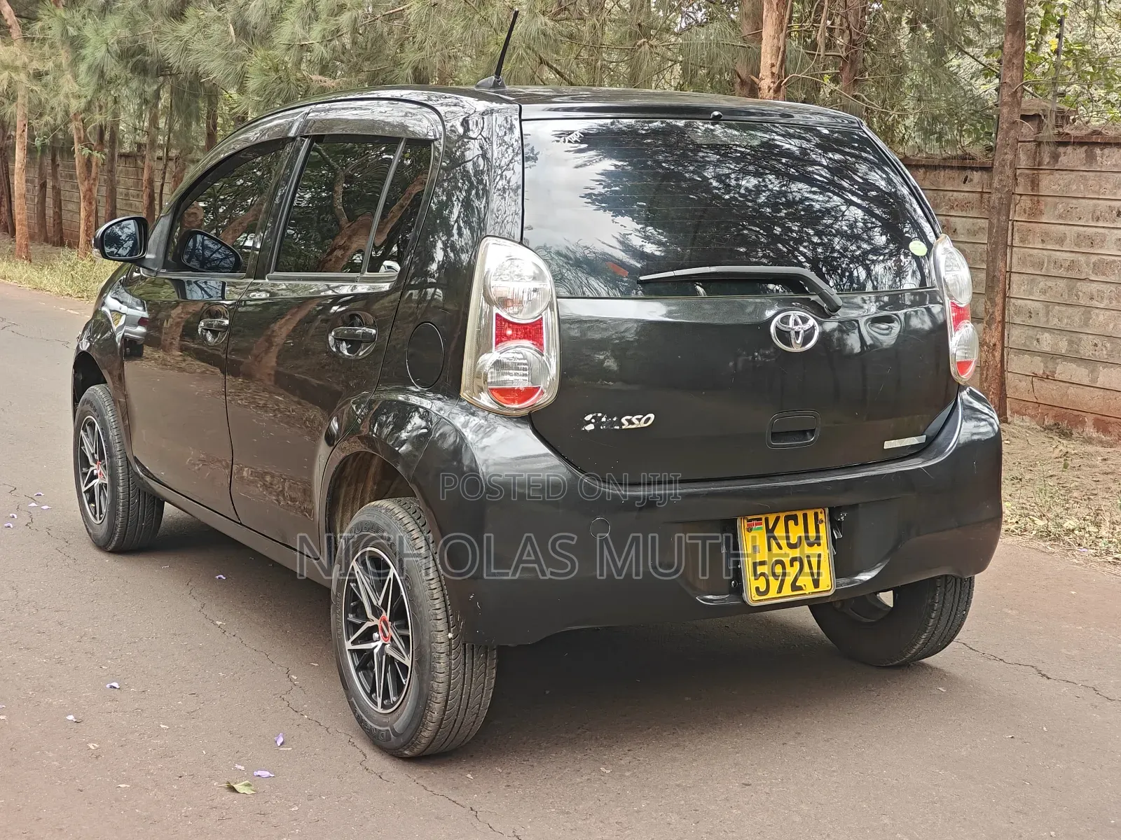Toyota Passo 2012 Black