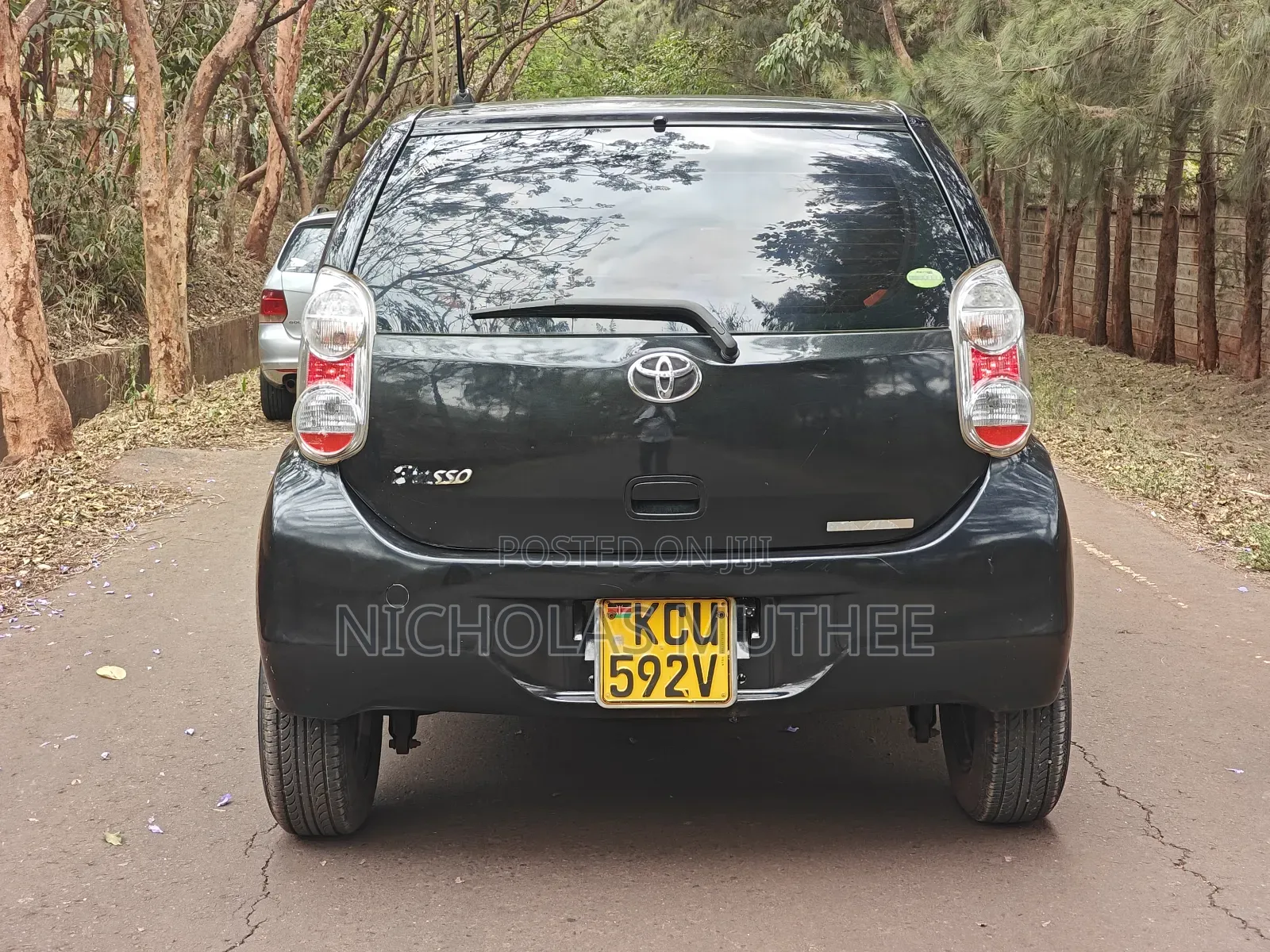 Toyota Passo 2012 Black